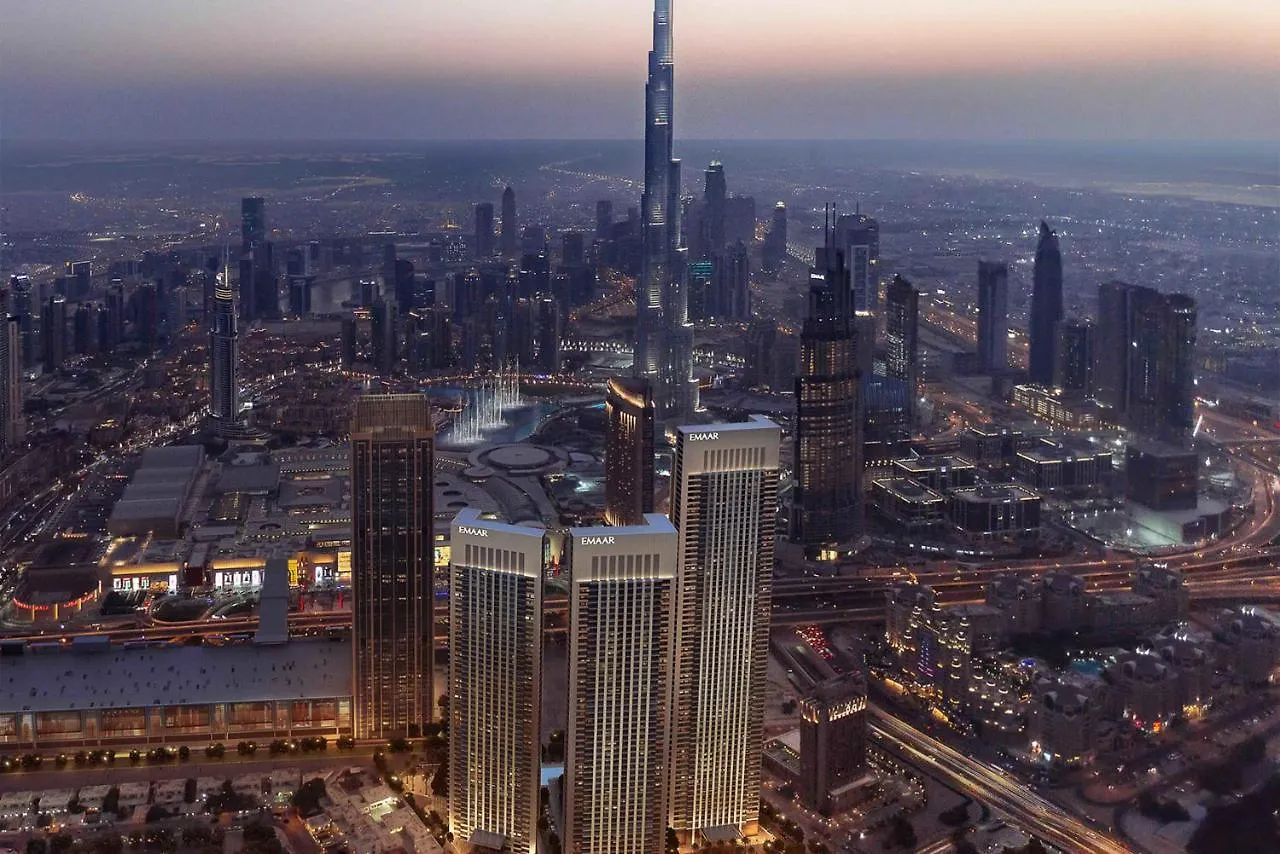 Apartment Livbnb Suites - Lavish 2Br W/ Burj Khalifa Views & Near Dubai Mall