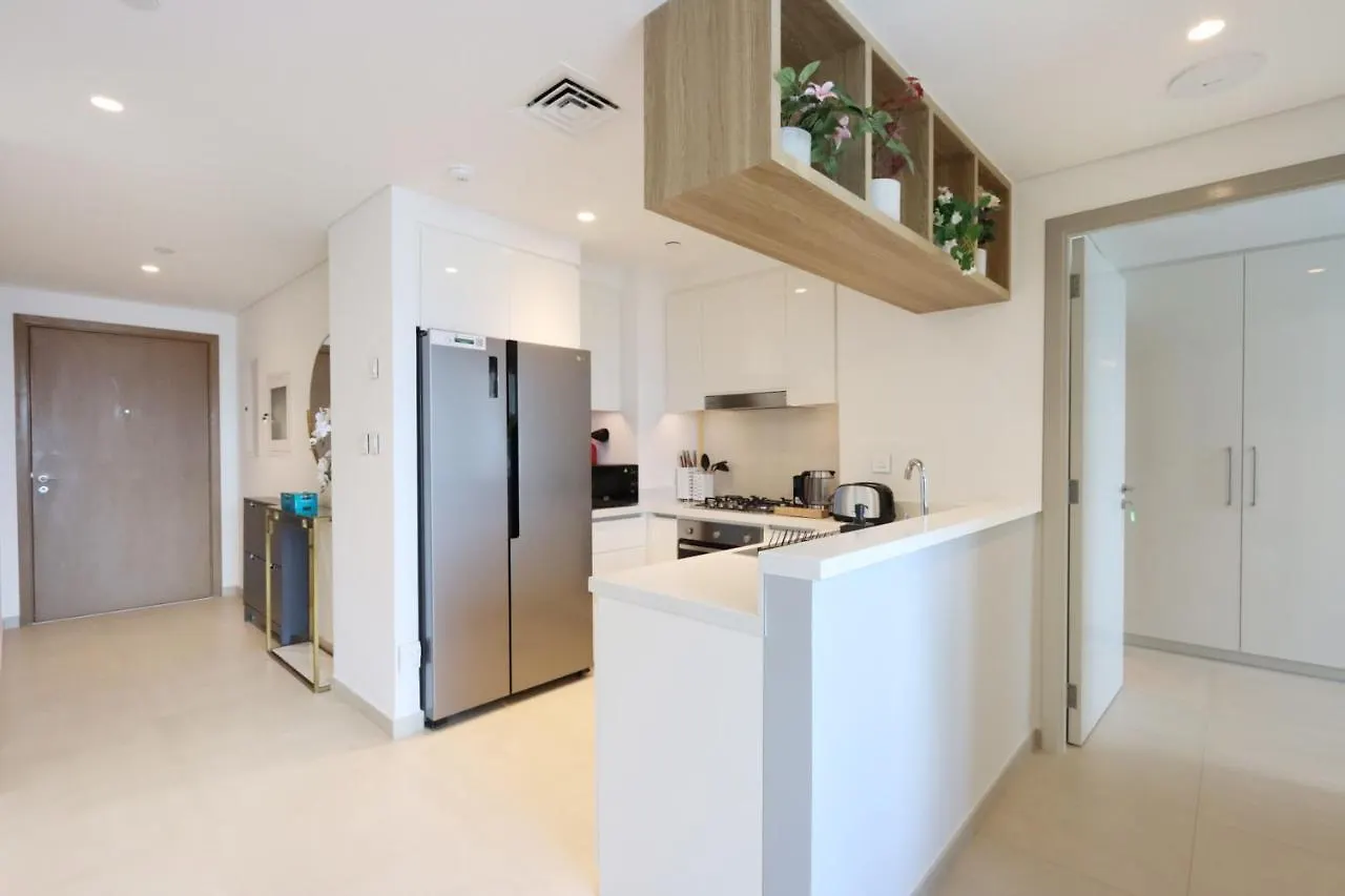 Livbnb Suites - Lavish 2Br W/ Burj Khalifa Views & Near Dubai Mall 0*,