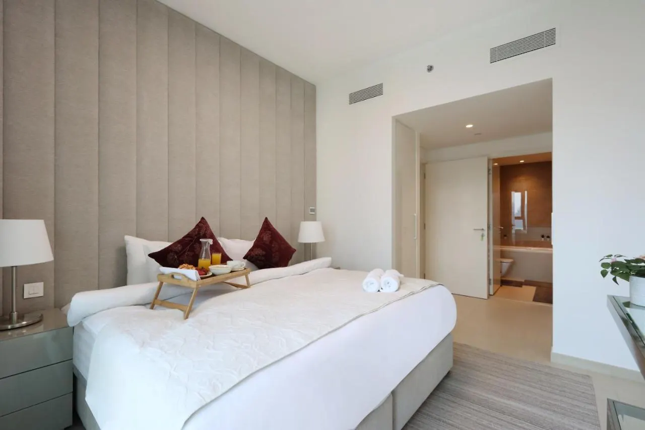 Apartment Livbnb Suites - Lavish 2Br W/ Burj Khalifa Views & Near Dubai Mall
