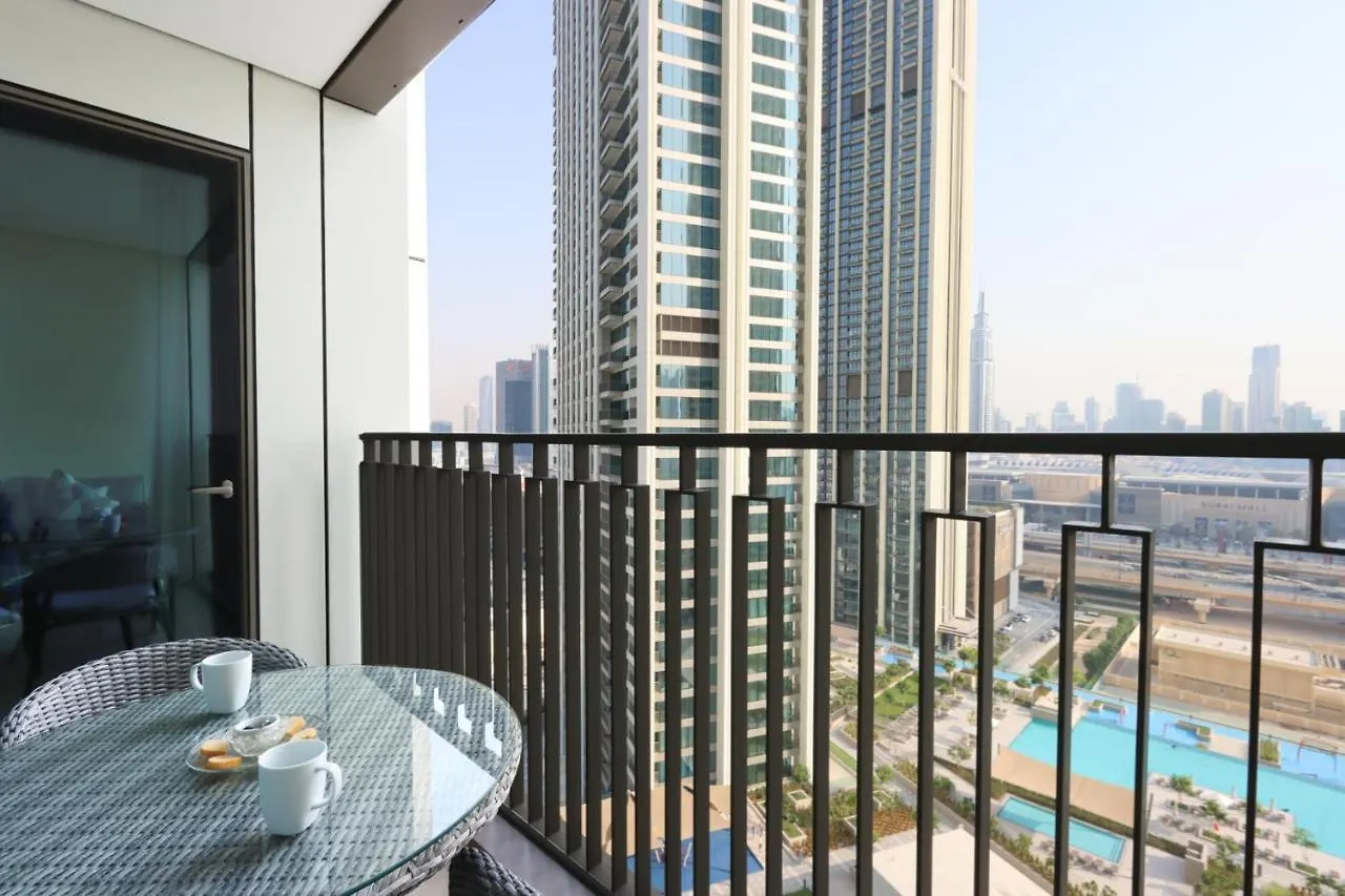 Livbnb Suites - Lavish 2Br W/ Burj Khalifa Views & Near Dubai Mall 0*,